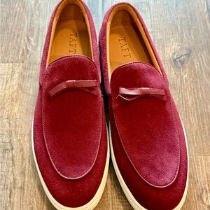 TAFT Men's Red Suede Loafer. Brand New Never Worn